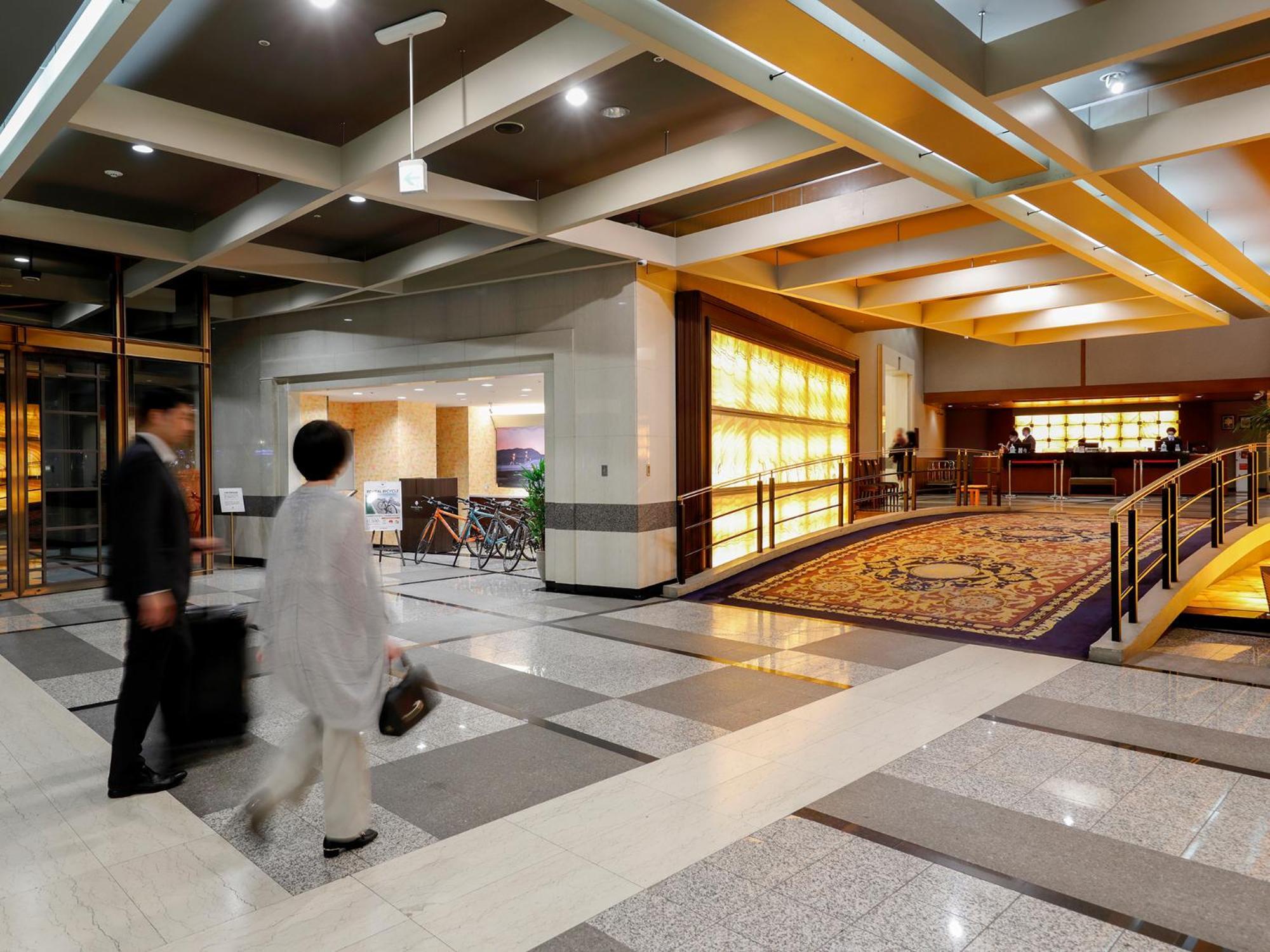 فندق بريمير -تسيوباكي- سابورو المظهر الخارجي الصورة The lobby of the hotel