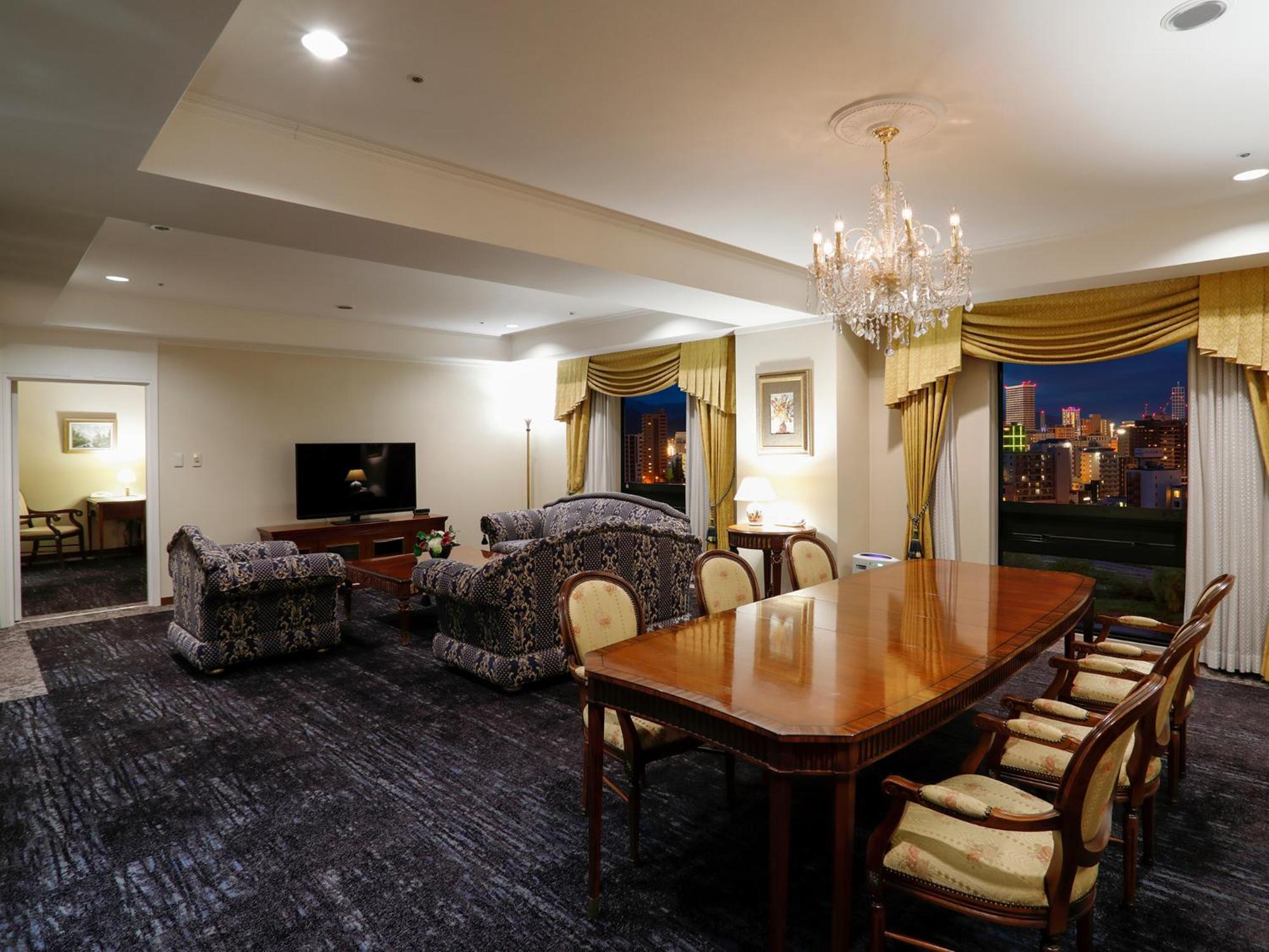 فندق بريمير -تسيوباكي- سابورو الغرفة الصورة A suite at the hotel
