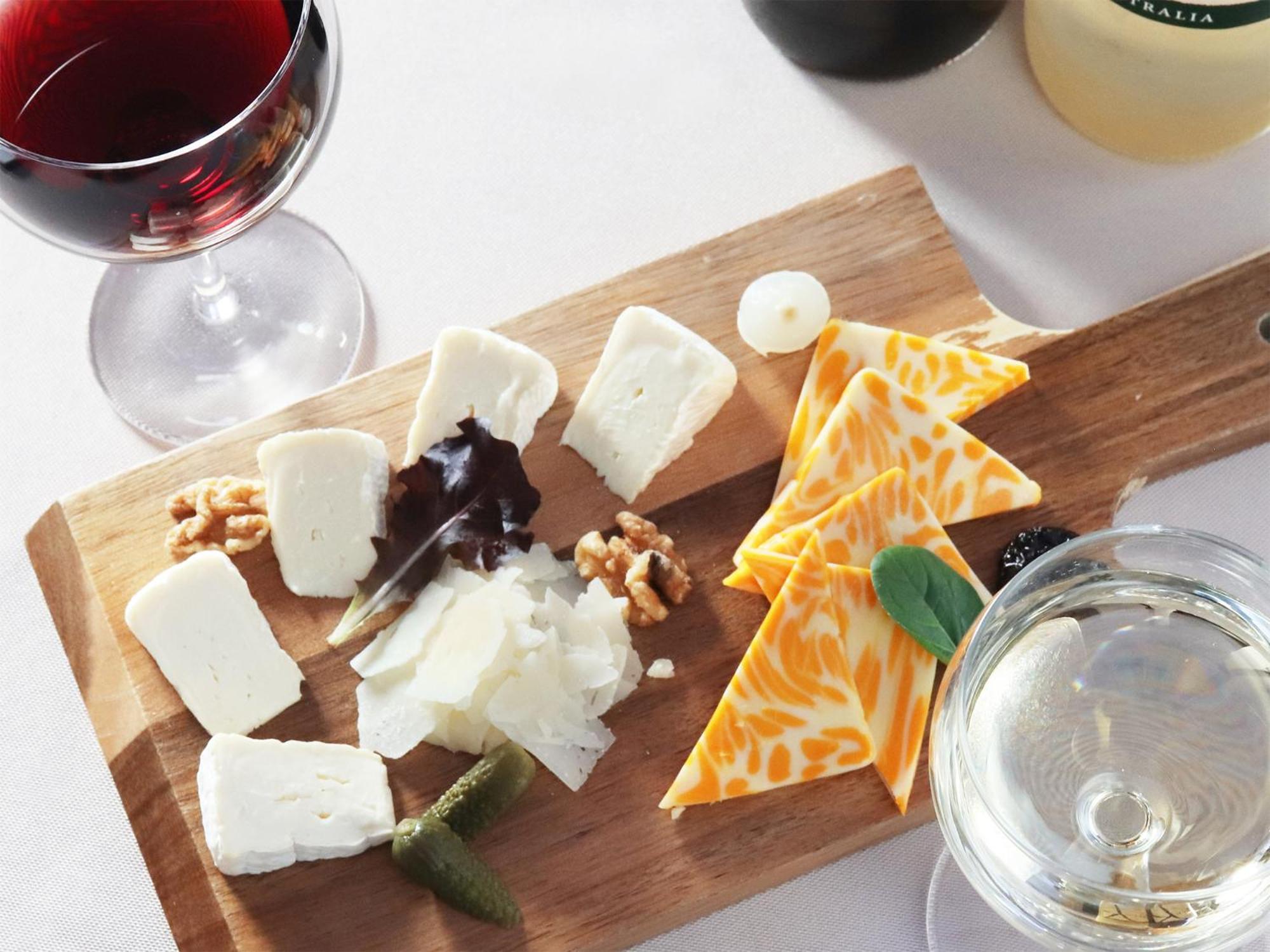 فندق بريمير -تسيوباكي- سابورو المظهر الخارجي الصورة Feta cheese