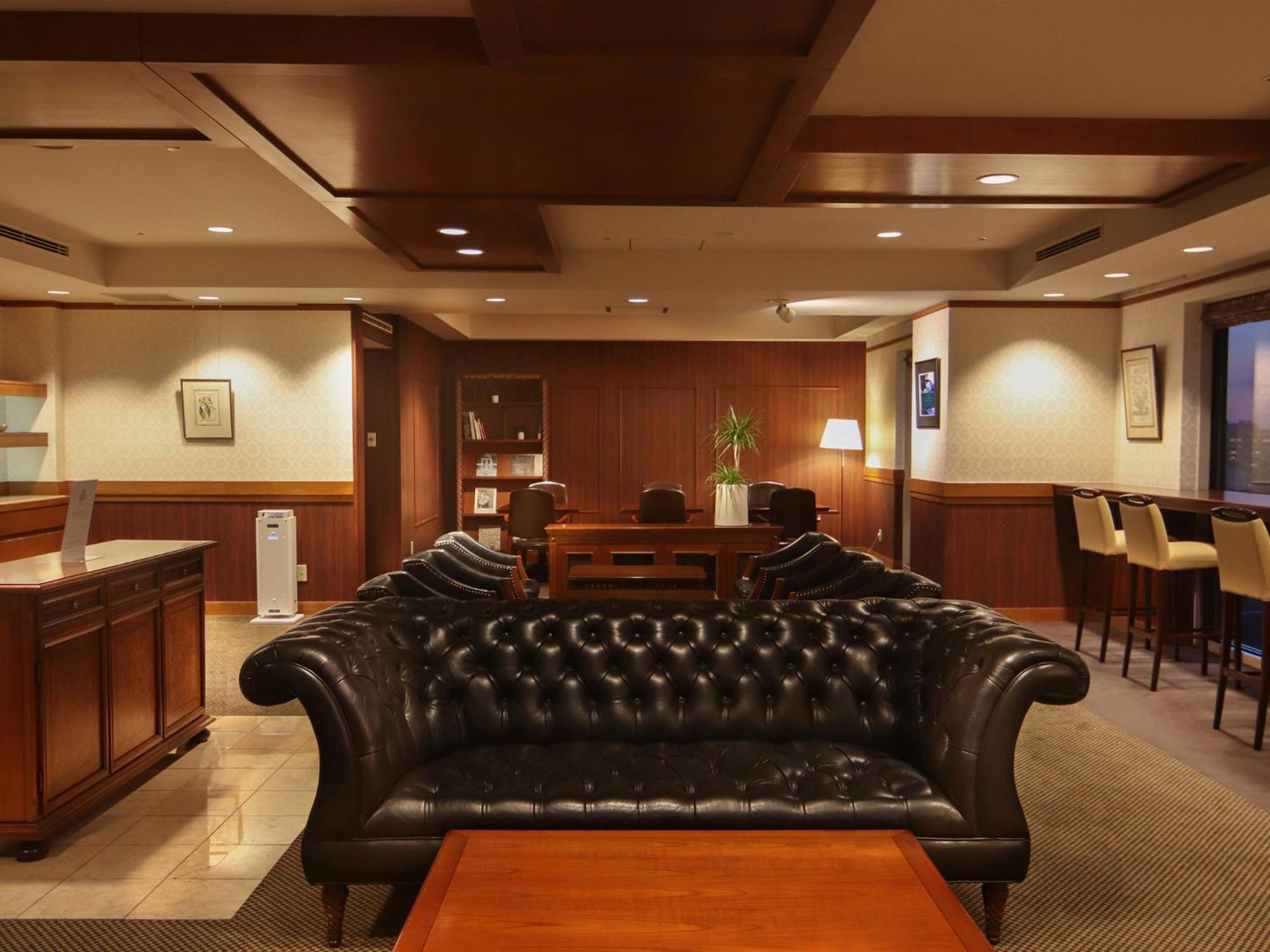 فندق بريمير -تسيوباكي- سابورو المظهر الخارجي الصورة The interior of the club